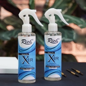 Medium w sprayu do czyszczenia pędzli Rich 240ml MULTI X-IR #2.jpg