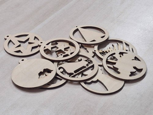 Drewniane ozdoby bombki na choinkę Mix wzorów #2