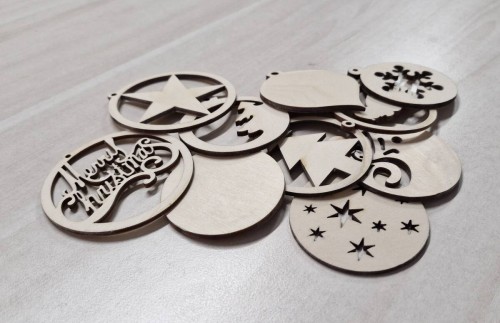 Drewniane zawieszki bombki na choinkę Mix wzorów #2